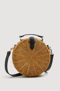 Bolso redondeado rafia